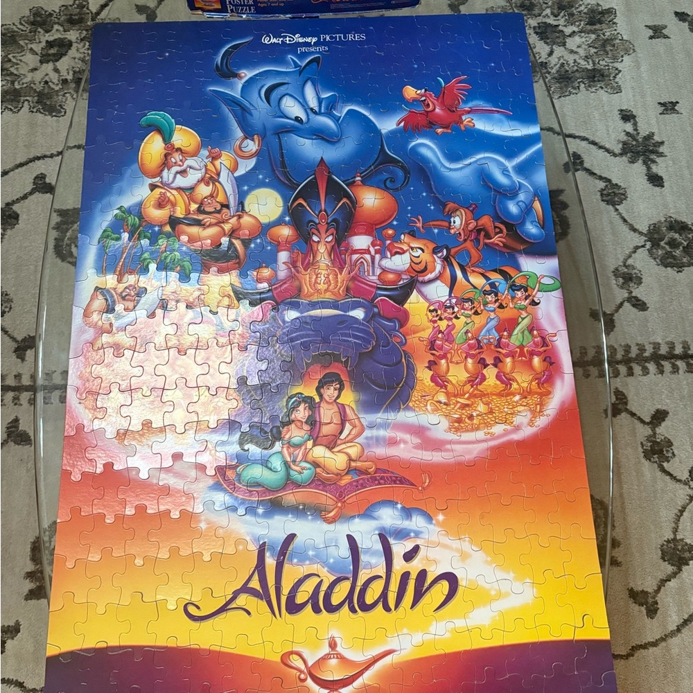 Disney Aladdin Vibrant Puzzle with Genie and Friends